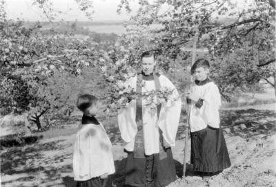 http_chronicle.tadl.org_history_import_Images_004_120309091224