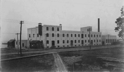 http_chronicle.tadl.org_history_import_Images_023_7072