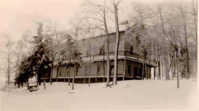 http_chronicle.tadl.org_history_import_Images_032_7274