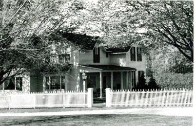 http_chronicle.tadl.org_history_import_Images_041_91010100912