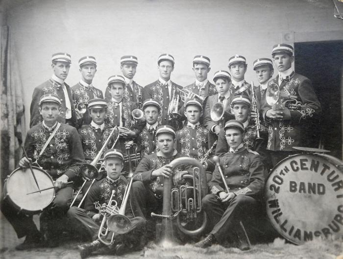 http_chronicle.tadl.org_history_import_Images_009_1530