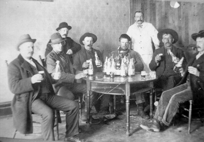 http_chronicle.tadl.org_history_import_Images_001_100609211001