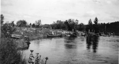 http_chronicle.tadl.org_history_import_Images_005_124802041009